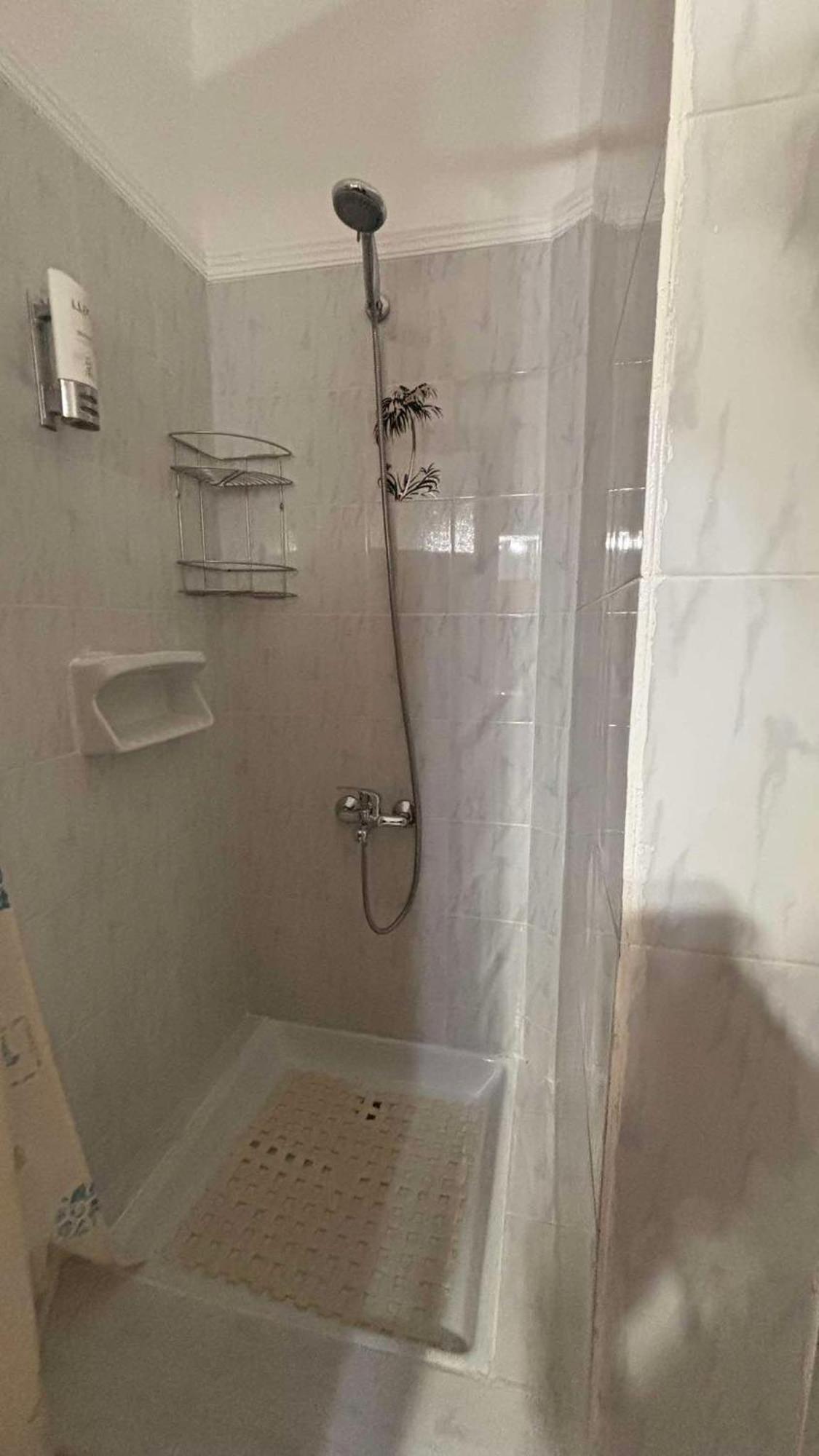 Menelaos Apartments Daratsos Екстериор снимка